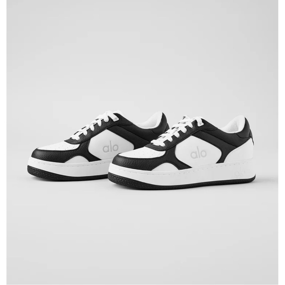 All recovery mode sneaker